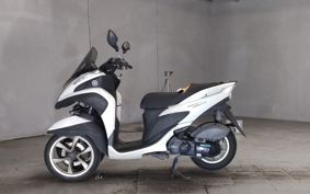 YAMAHA TRICITY 125 SE82J