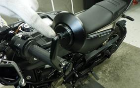 HUSQVARNA SVARTPILEN 401 2023