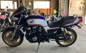 HONDA CB750 2006 RC42