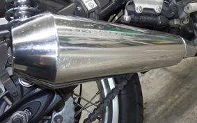 TRIUMPH THRUXTON 900 2006