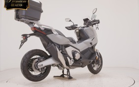 HONDA X-ADV 750 2024 RH21