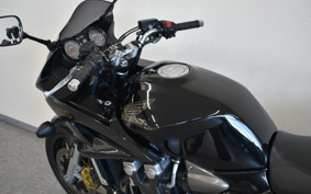 HONDA CB1300 SUPER  BOL DOR ABS 2008 SC54
