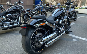HARLEY FXBR 2026 YE9