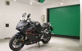 HONDA CBR650R E-Clutch 2026 RH17