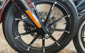 HARLEY XL883N 2018 LE2