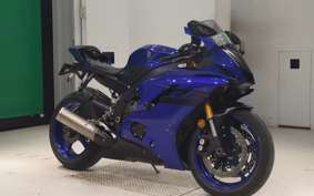 YAMAHA YZF-R6 2018