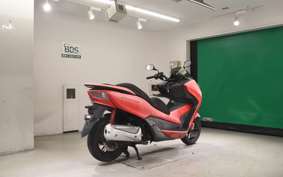 HONDA FORZA SI ABS 2010 MF12