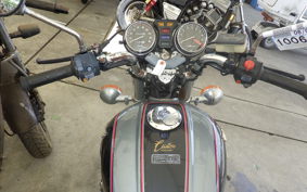 HONDA CB750 CUSTOM RC04