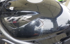 HONDA VTR 250 MC33