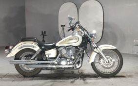 YAMAHA DRAGSTAR 250 VG02J