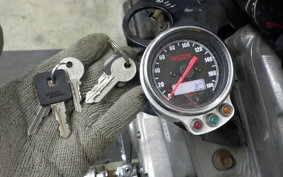 HARLEY XLH883 HUGGER 2003