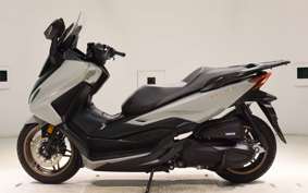 HONDA FORZA 250 MF17