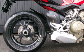 DUCATI  DUCATI  STREET  FIGHTER V4S 2020 FA00