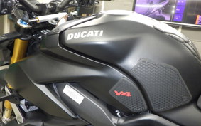 DUCATI STREETFIGHTER V4 S 2021