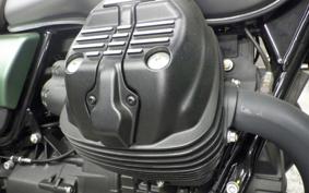 MOTO GUZZI V7 STONE 2022