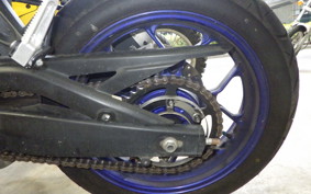 YAMAHA YZF-R25