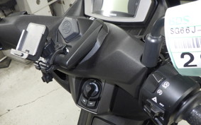 YAMAHA N-MAX 155 2013 SG66J