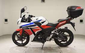 HONDA CBR250R GEN 3 2015 MC41