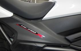 HONDA NC750X D 2021 RC90