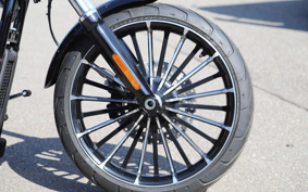 HARLEY FXBR 2026 YE9