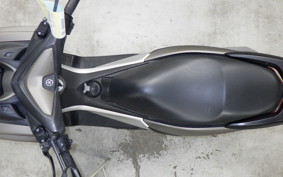 YAMAHA N-MAX SE86J