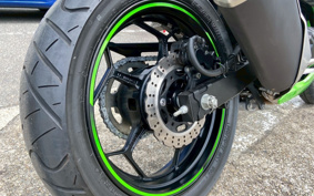 KAWASAKI Ninja 250 SE EX250L