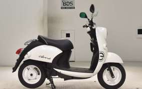 YAMAHA E-VINO 2019 SY11J