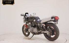 SUZUKI GSX1000S KATANA 1982