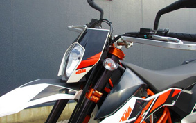 KTM 690 SMC R 2014 LST40