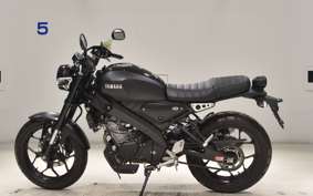 YAMAHA XSR155 2015