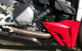 DUCATI  DUCATI  STREET  FIGHTER V2 2023 3F00