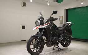 SUZUKI Vｽﾄﾛｰﾑ250A