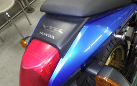 HONDA VTR 250 Gen. 2 2004 MC33