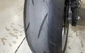 SUZUKI GSX-8R 2024