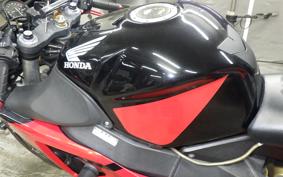 HONDA CBR954RR 2003