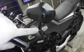 HUSQVARNA SVARTPILEN 250 2007