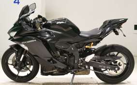 KAWASAKI ZX-25R 2017 ZX250E