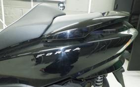 HONDA FORZA ZA 2010 MF10