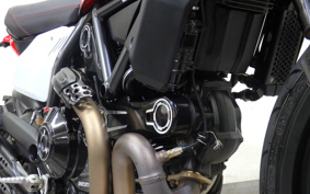 DUCATI SCRAMBLER URBAN MOTARD 2023 ZDMB101AAAB