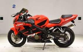 HONDA CBR600F GEN 3 2001 PC35