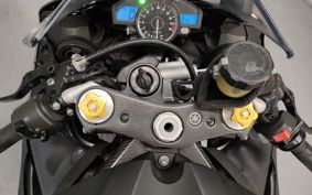 YAMAHA YZF-R1 RN20