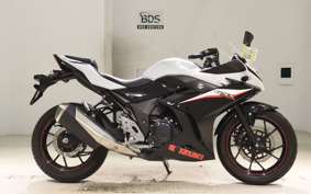 SUZUKI GSX250R 2022