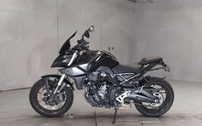 SUZUKI GSX-8S EM1AA