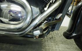 SUZUKI INTRUDER 400 Classic 2004