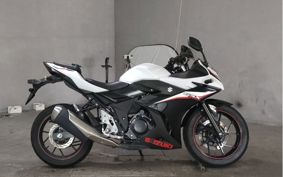 SUZUKI GSX250 R DN11A