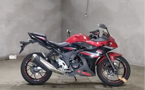 SUZUKI GSX250R DN11A
