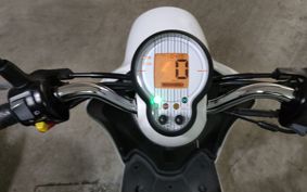 YAMAHA E-VINO SY11J
