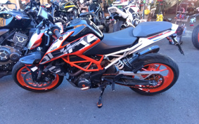 KTM 390 DUKE 2017 JPJ40