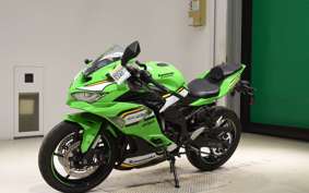 KAWASAKI ZX-4RR ZX400P