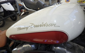 HARLEY XL883LI